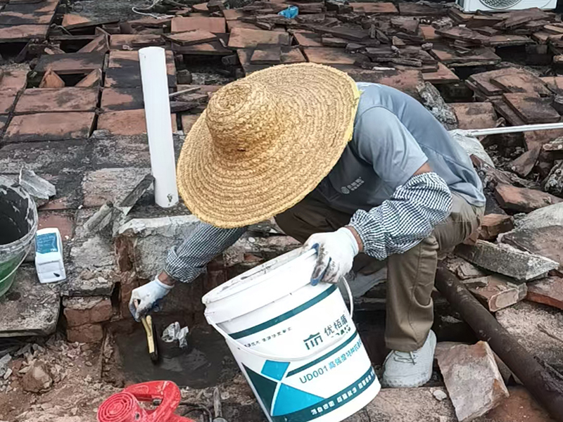 先烈東橫路40號大院7棟701.702房天面打拆找漏點 拷貝.jpg